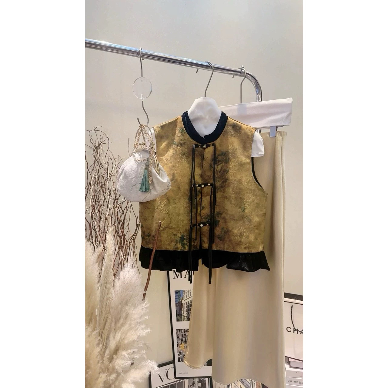 【海南肉丝】6220新中式复古提花盘扣拼接丝绒马甲