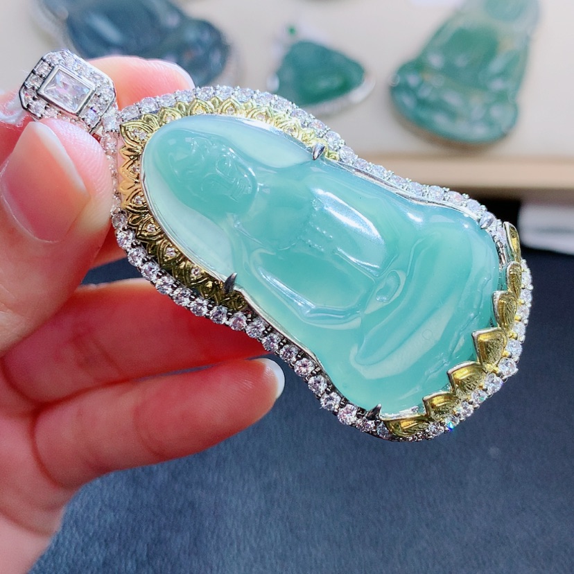 【闪购商品】翡翠颈饰未镶嵌翡翠