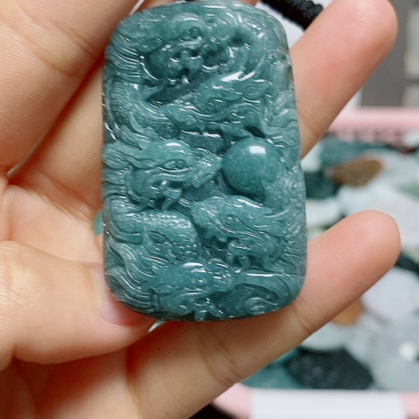 【闪购商品】翡翠颈饰未镶嵌纯天然