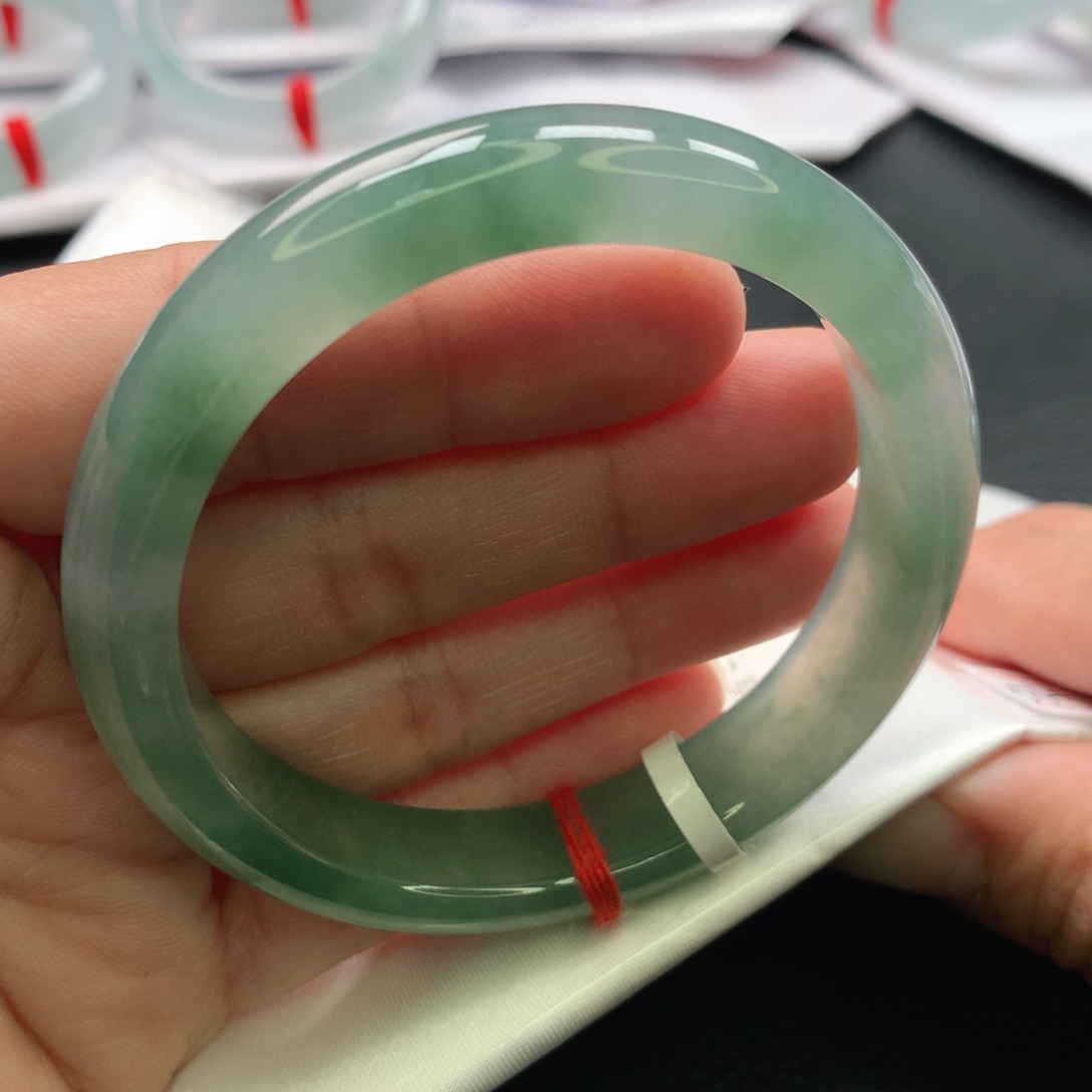 翡翠手镯未镶嵌乖**乖缅甸53.54