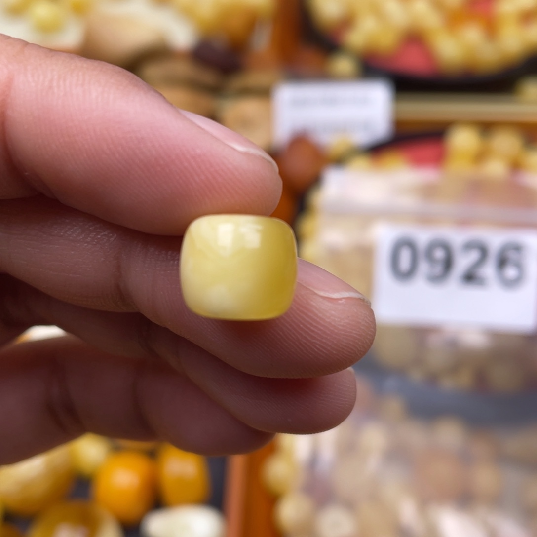 琥珀珠宝奇石未镶嵌11 半山水