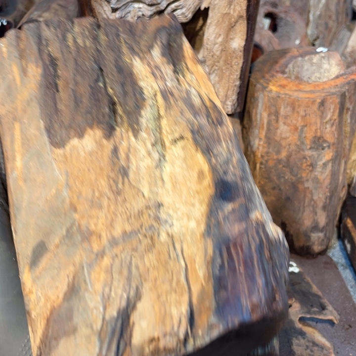 手***k交趾黄檀（大红酸枝）