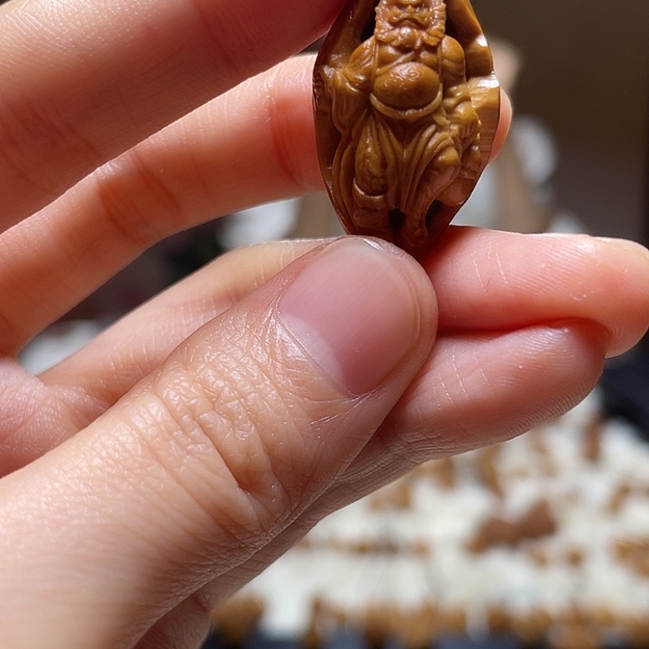 橄榄核吊坠钟馗 橄榄