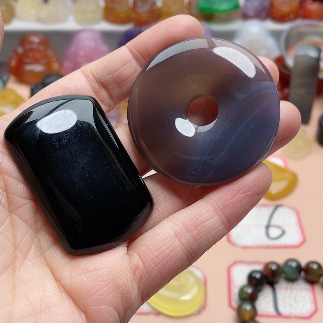 玛瑙/玉髓颈饰合金于**了