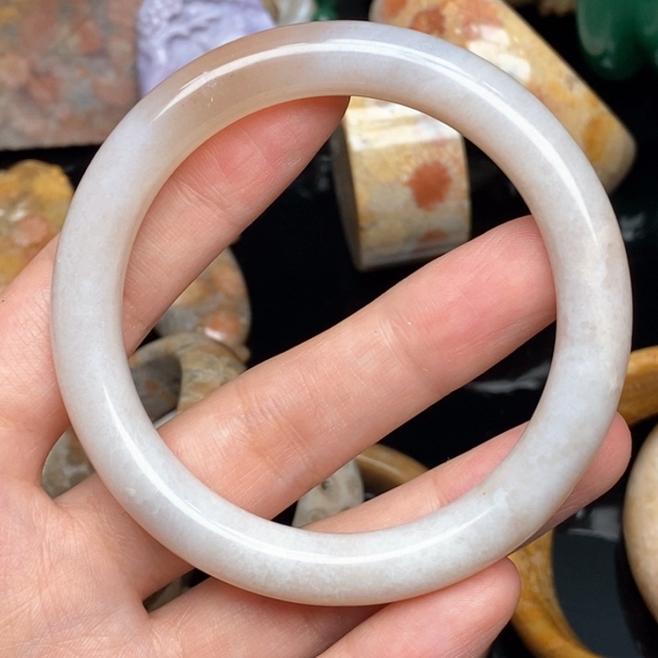 硅化珊瑚（珊瑚玉）手镯未镶嵌56.5