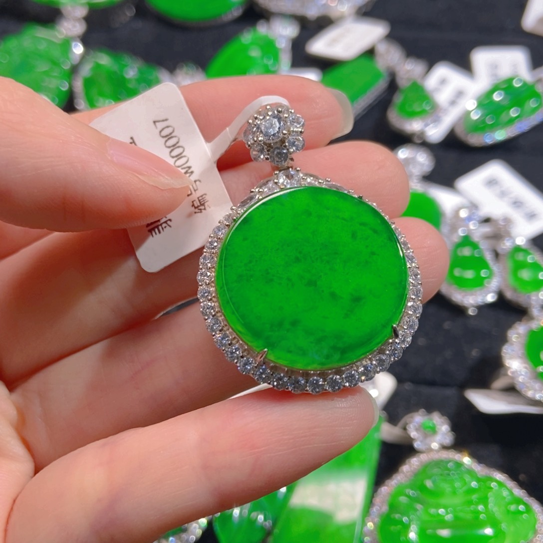 翡翠吊坠(不含链)银S925镶嵌