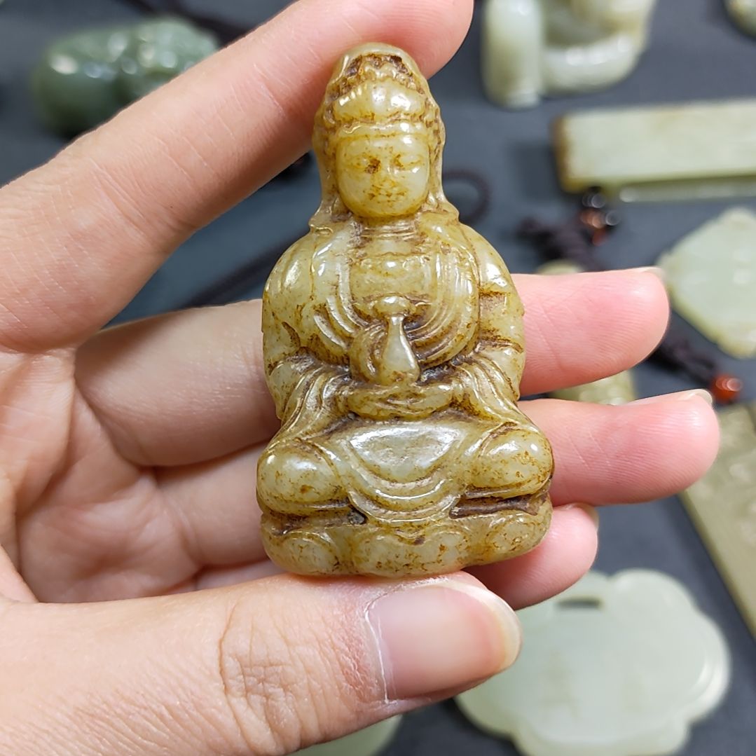 和田玉颈饰未镶嵌