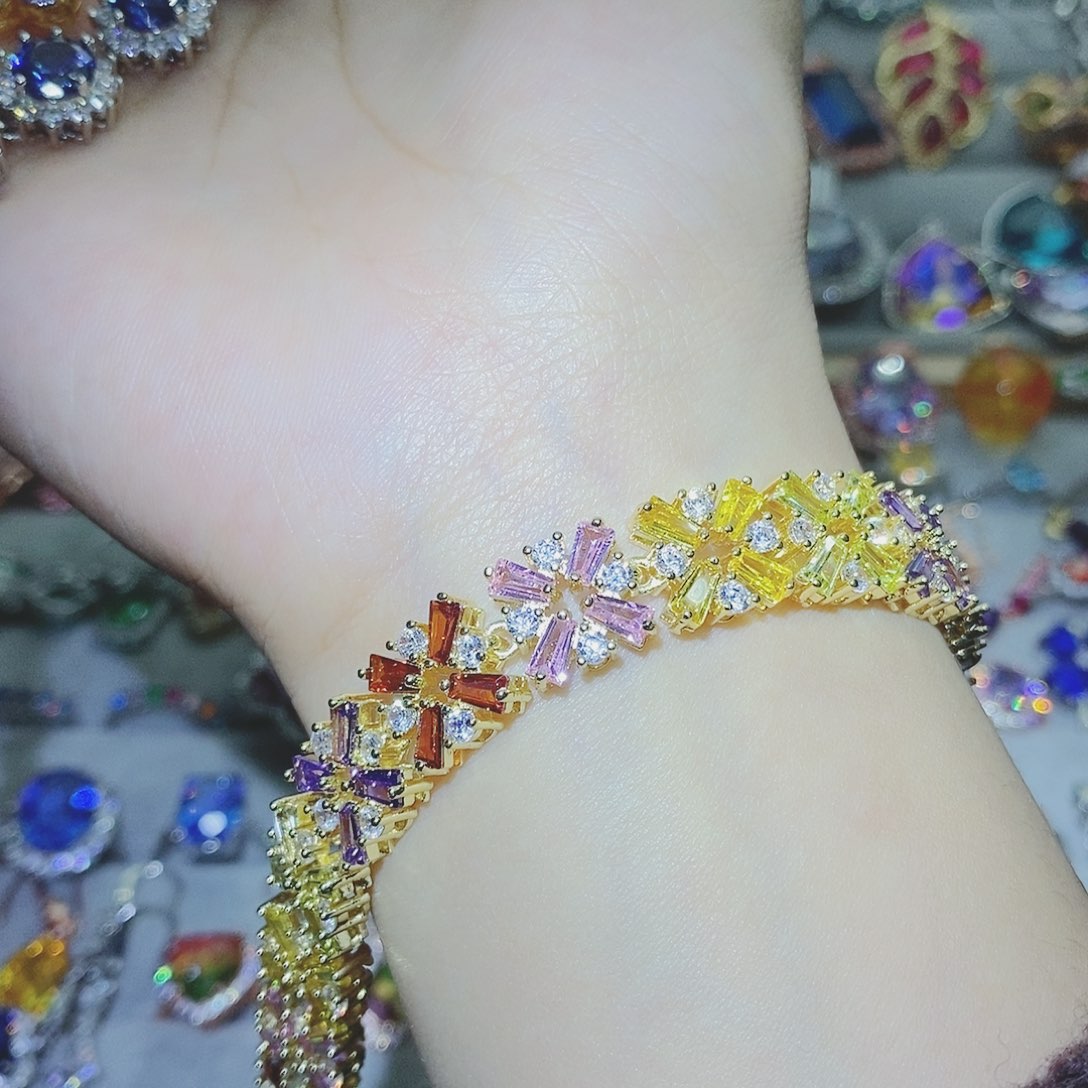 【闪购商品】托帕石耳饰银S925镶嵌