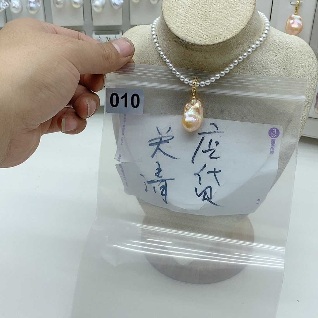 淡水珍珠颈饰合金