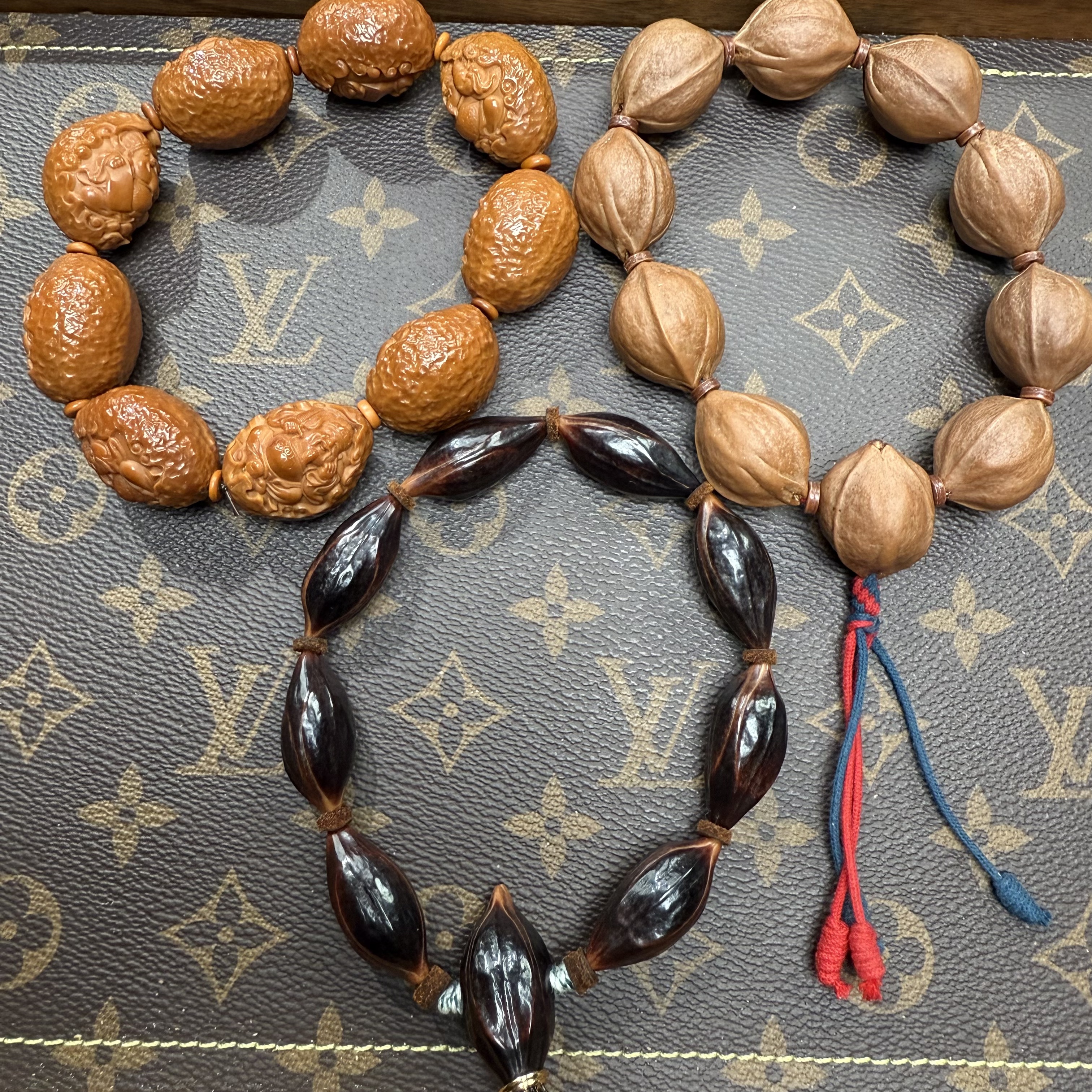 【新人三件套】内含梅林铁盒，荔枝纹财神，三花紫皮素核