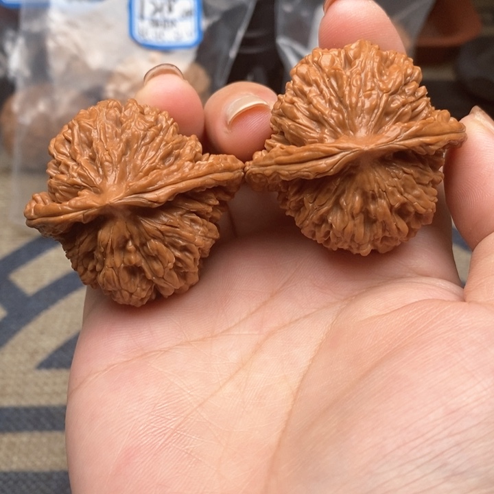 猴头核桃吊坠7002号全品楼44