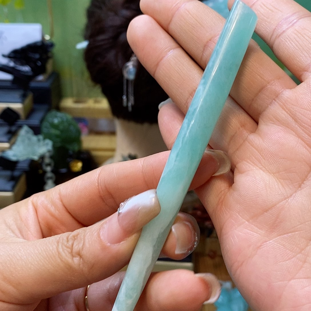 蛇纹石玉发簪未镶嵌