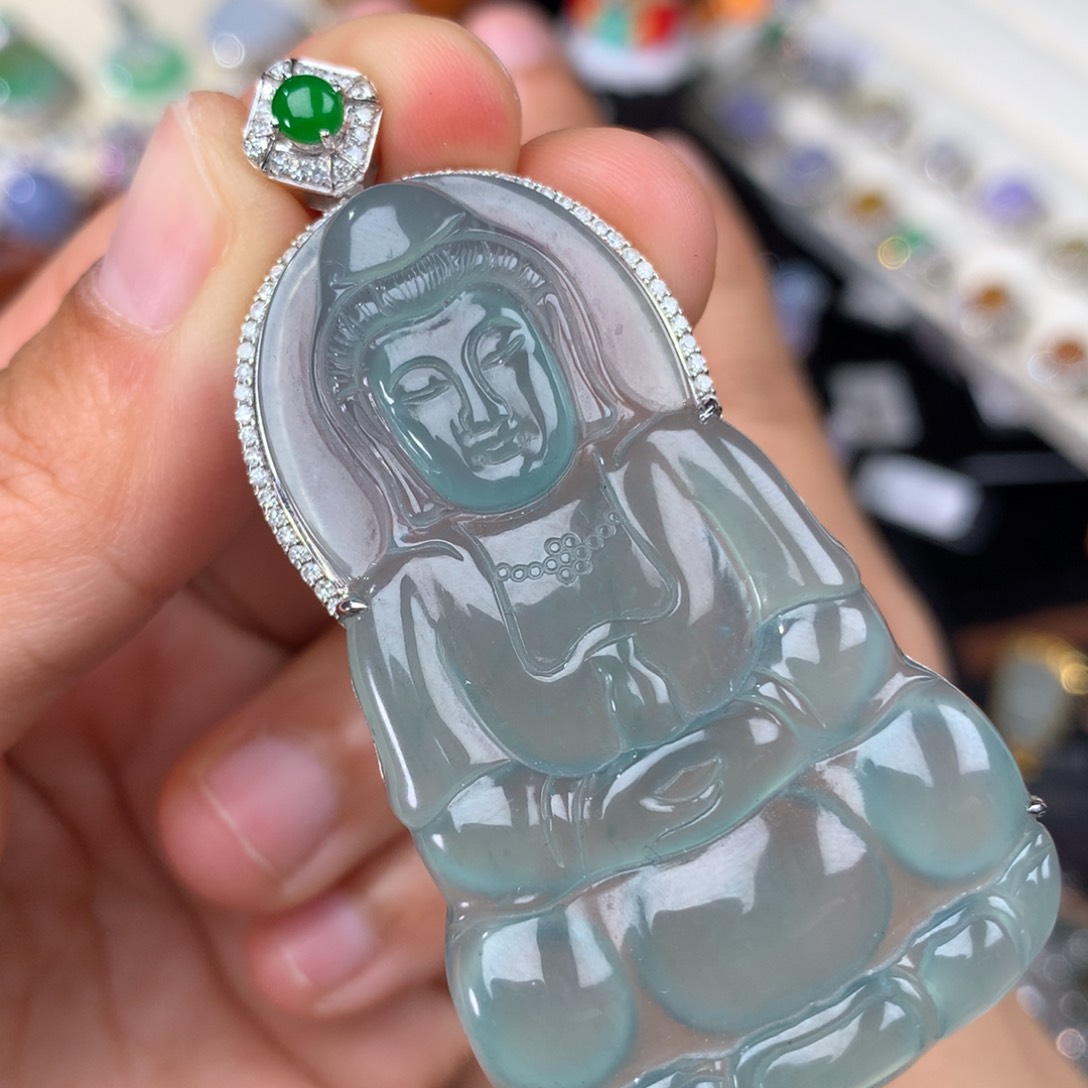 翡翠吊坠(不含链)18K金镶嵌