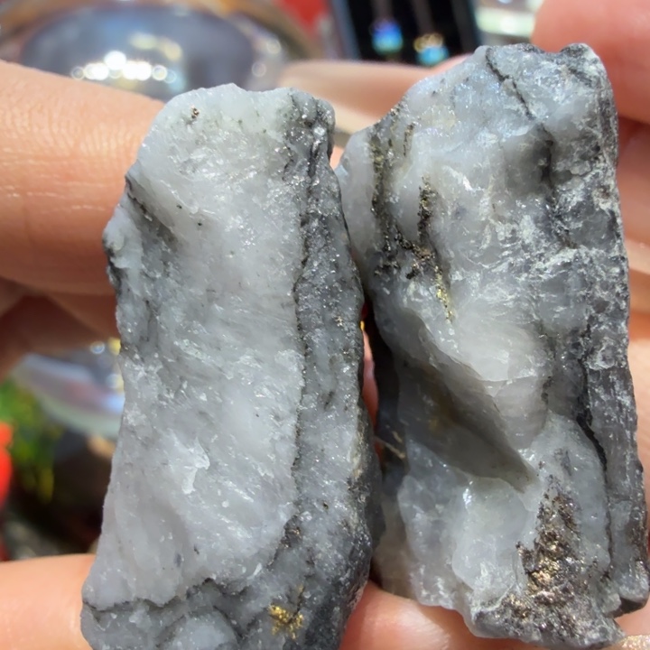 二哥29.3g聚金阁天然明金矿标