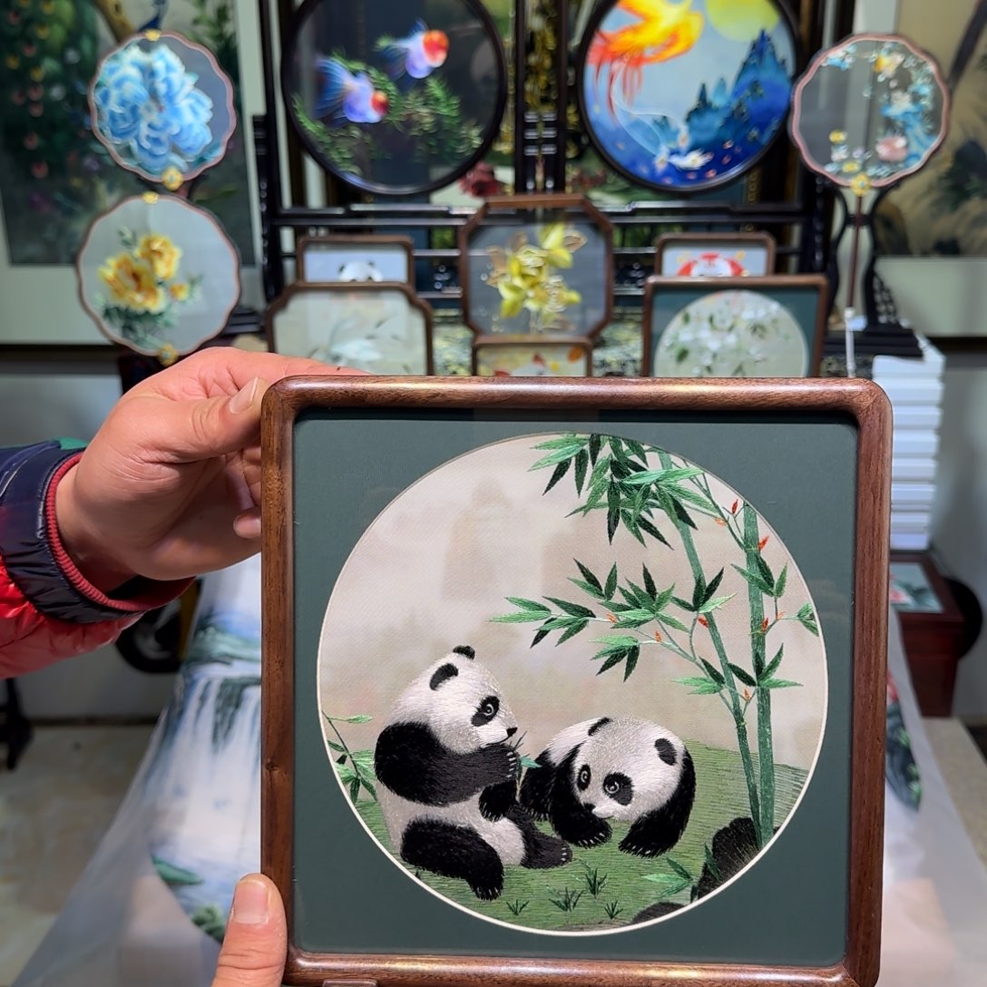 刺绣刺绣工艺精湛