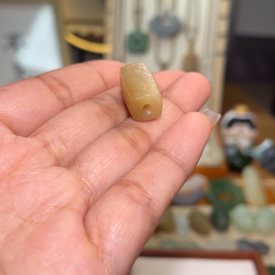 和田玉颈饰未镶嵌?***木