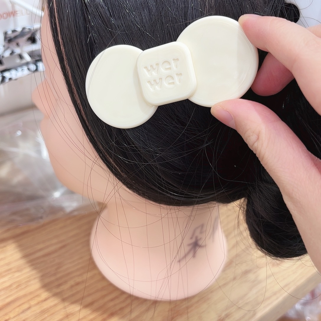 皮质铁合金大号奶黄蝴蝶结