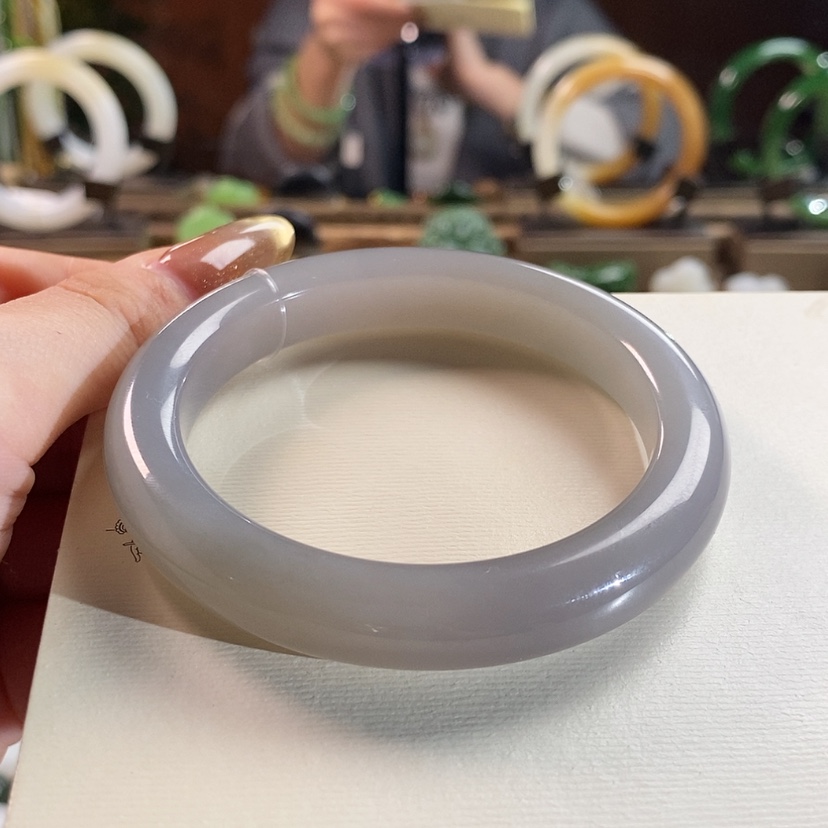 【闪购商品】和田玉手镯56.7未镶嵌