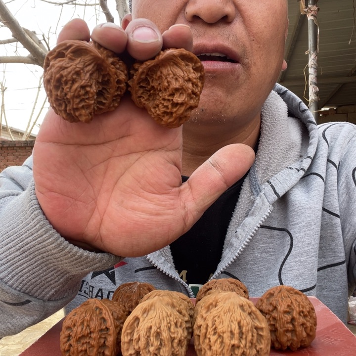 文玩核桃把件东*异性