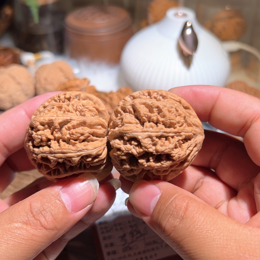 文玩核桃吊坠喜****桃粗筋 喜银