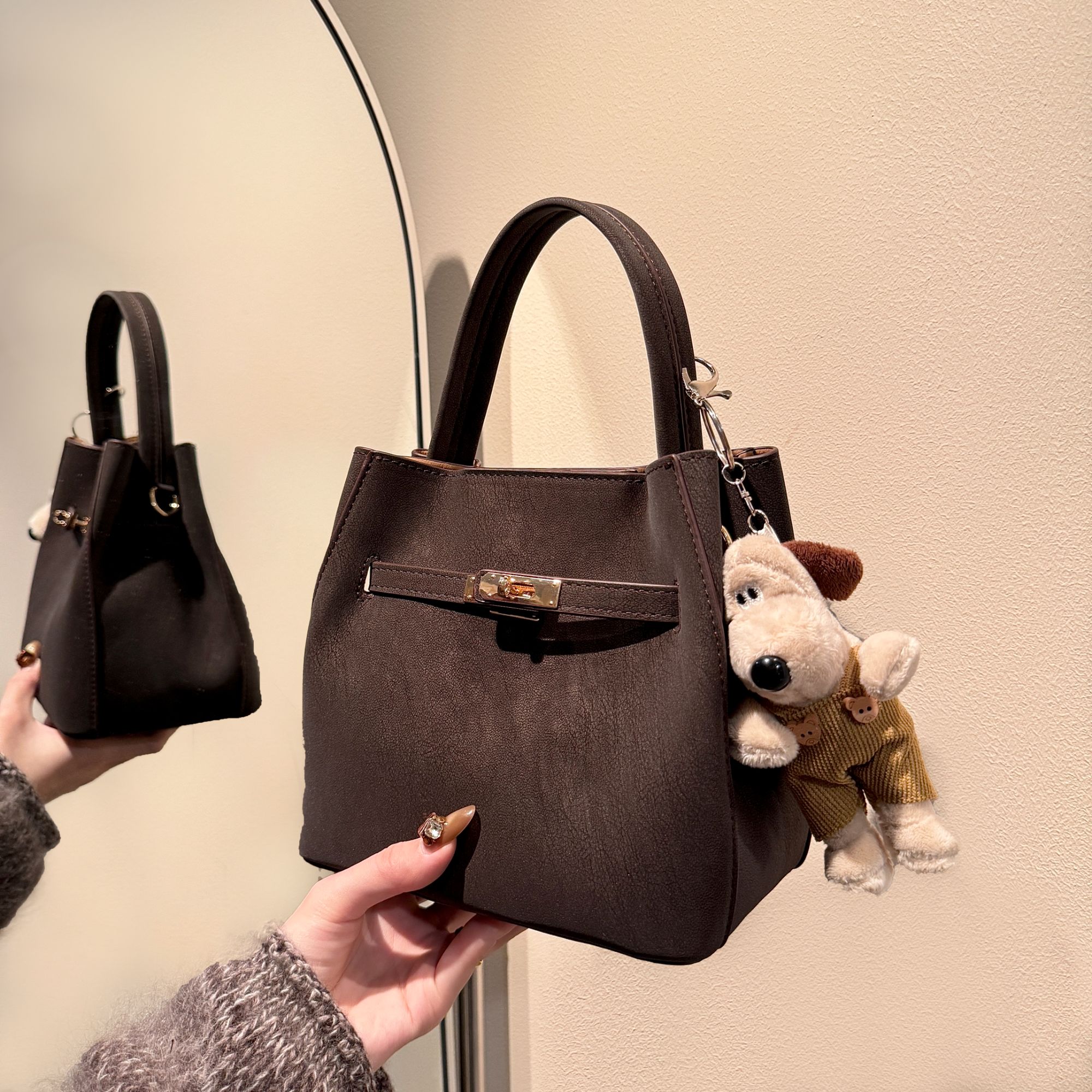 艾米兔 X COOLE女包2025新款时尚复古手拎包百搭通勤单肩斜挎包