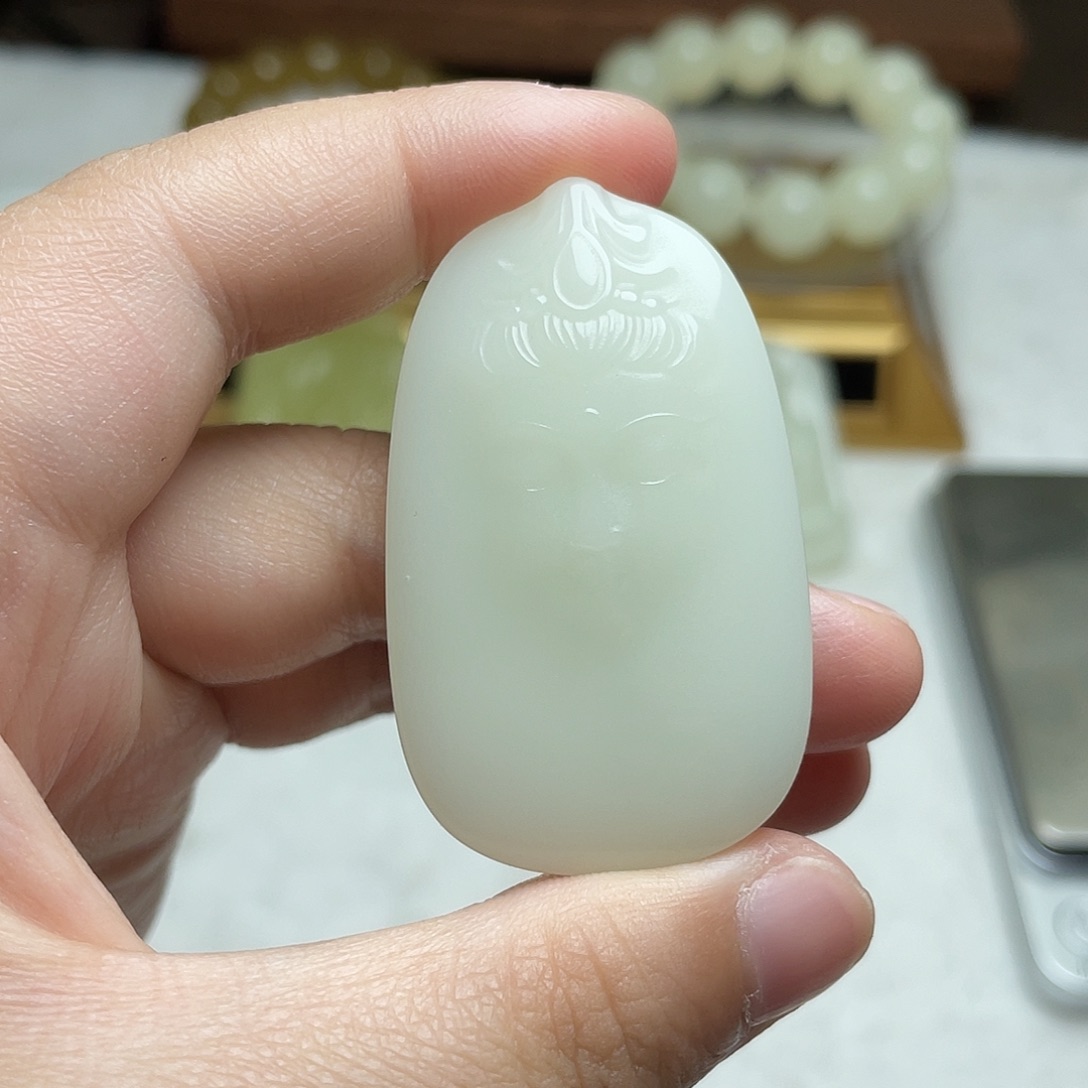 和田玉未镶嵌颈饰