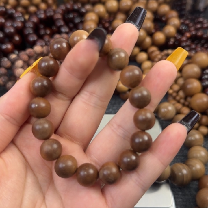 保***部木老山檀1.0瑕疵六串