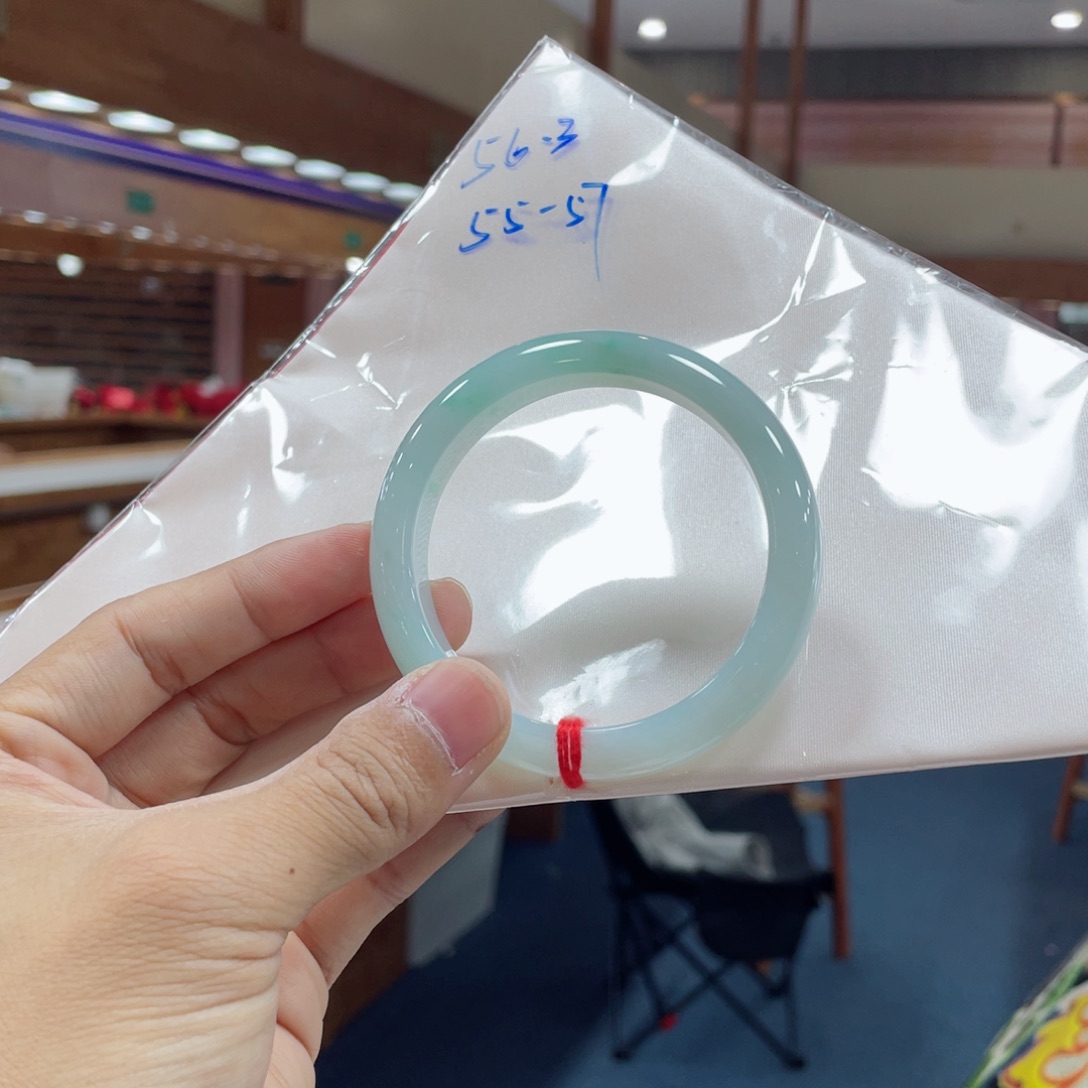 未镶嵌手镯翡翠翡翠