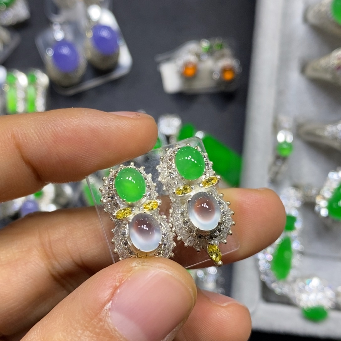 定制翡翠未镶嵌买断不退