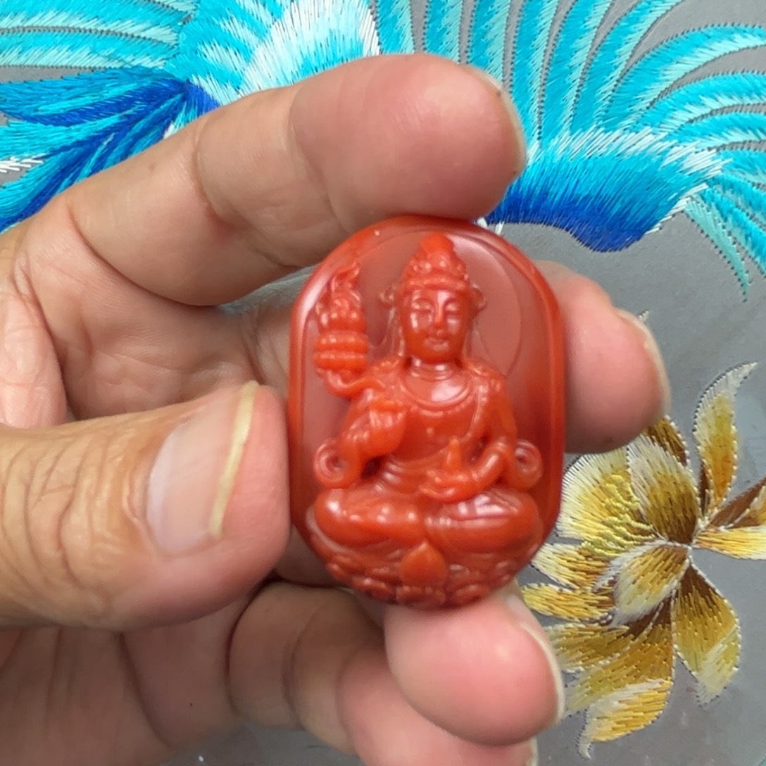 未镶嵌吊坠南红玛瑙