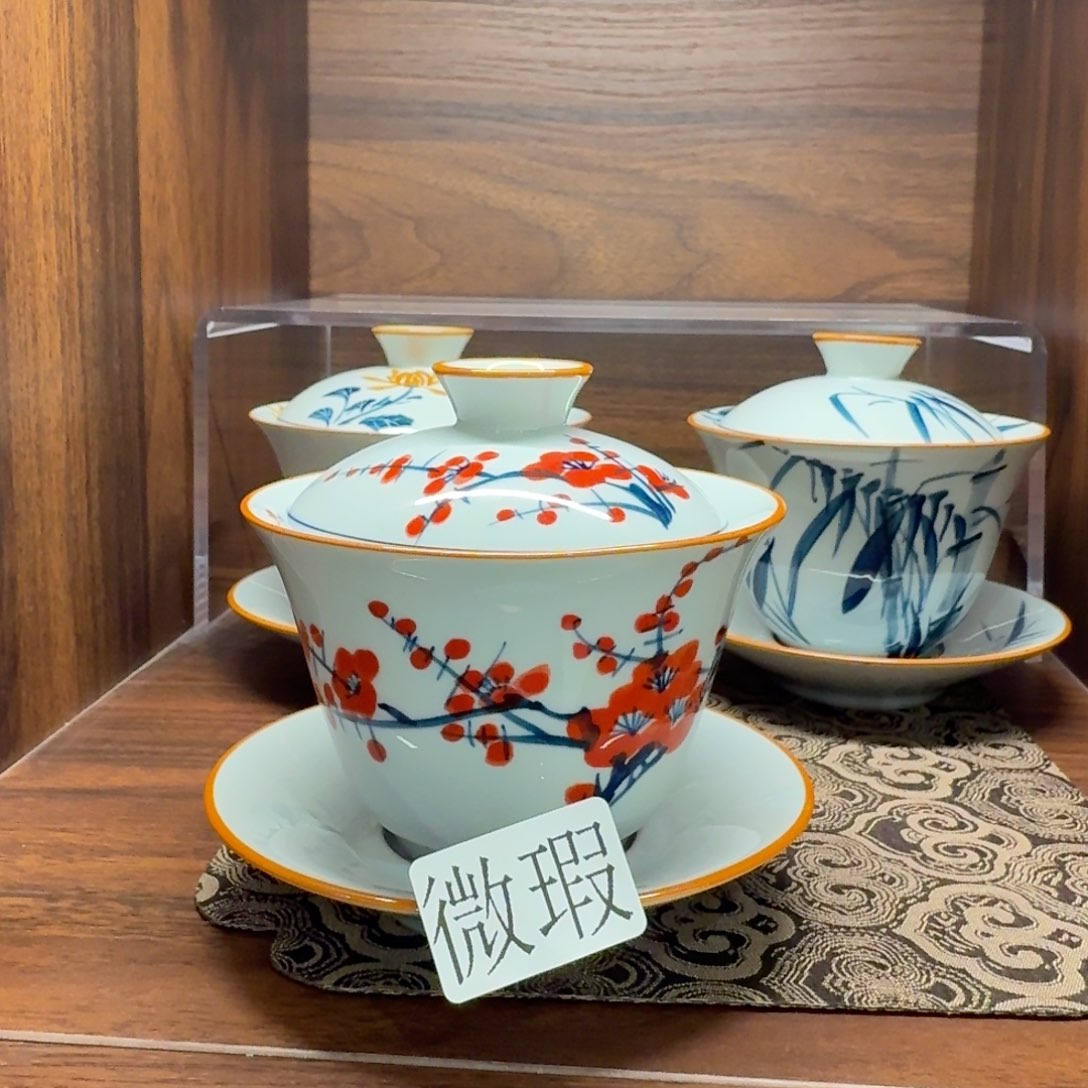 釉下手绘茶具微瑕