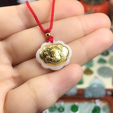 翡翠足金镶嵌颈饰如意锁多样性发一件