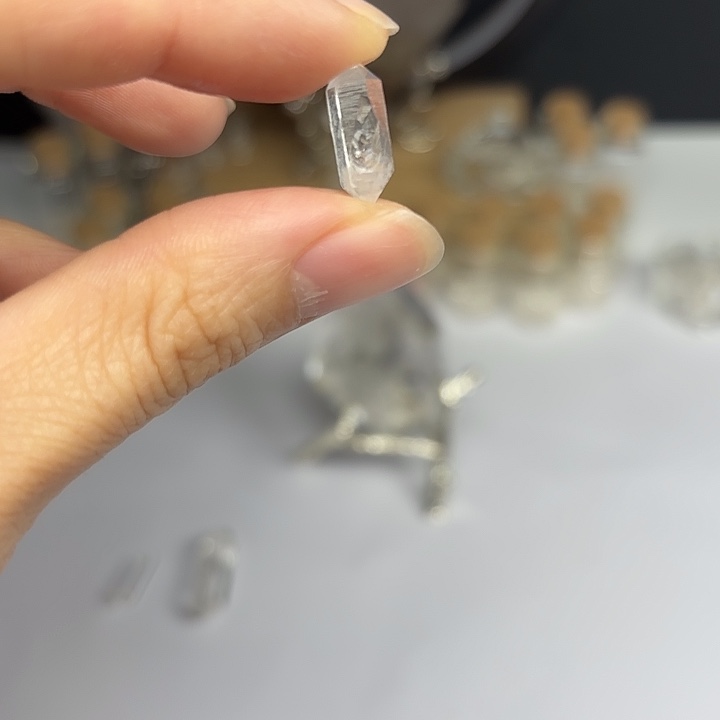 水晶手链未镶嵌闪灵钻