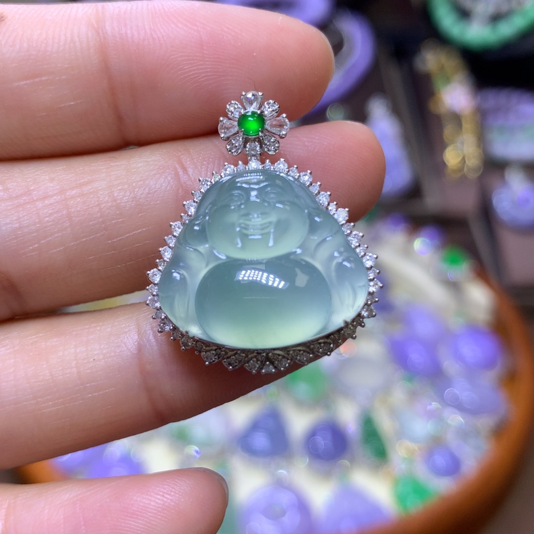 【闪购商品】翡翠颈饰18K金镶嵌翡翠