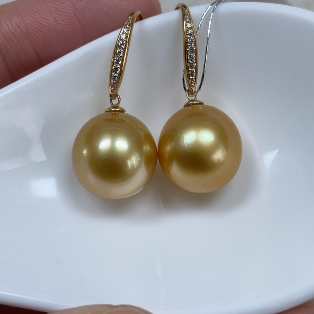 耳饰18K金镶嵌海水珍珠12-13mm