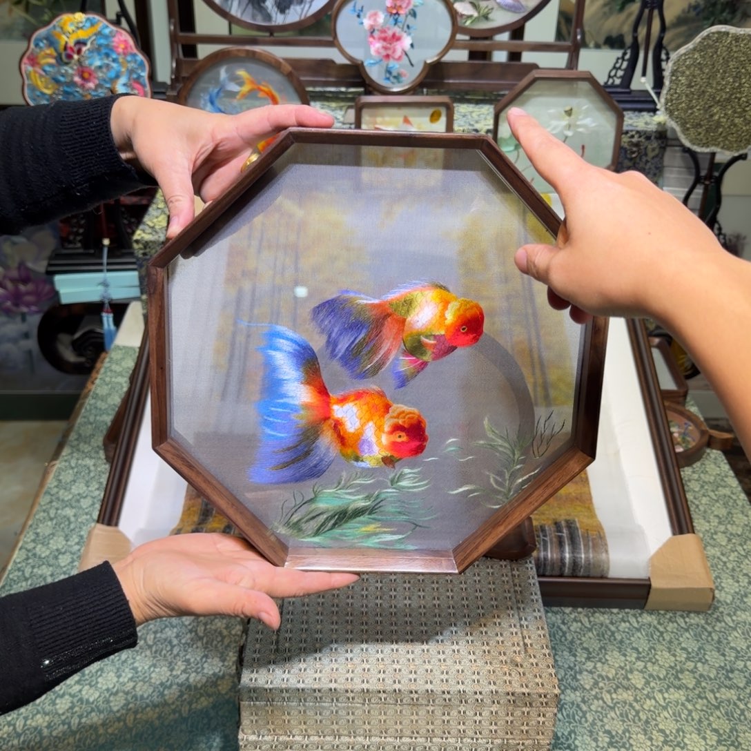 刺绣手工苏绣工艺异色精品