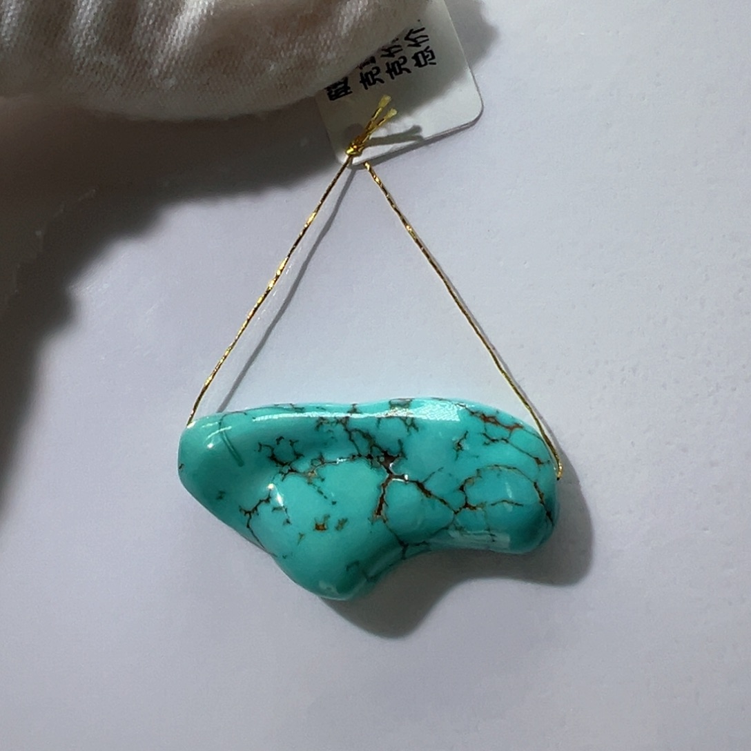 绿松石未镶嵌挂件