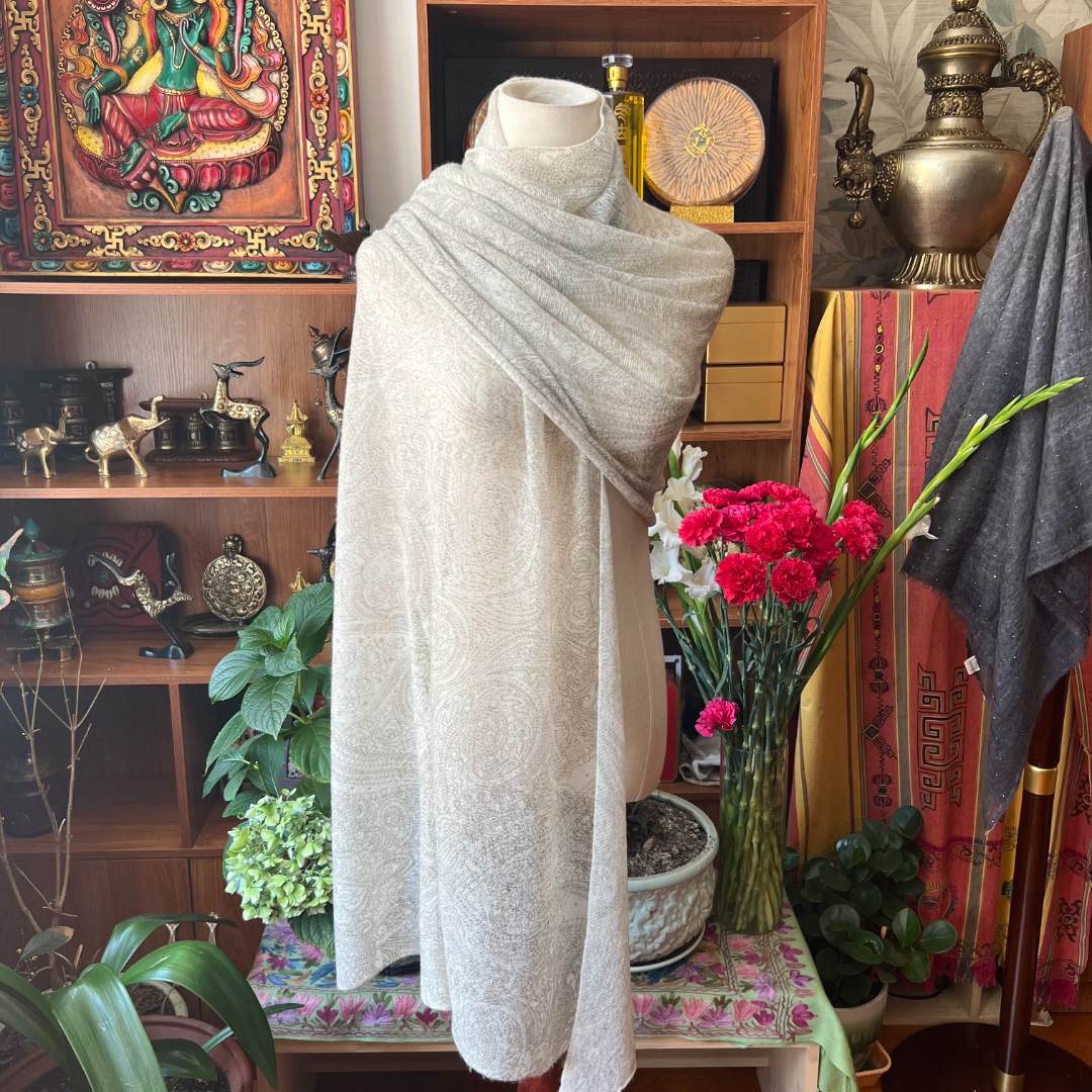 卓玛拉【老钱风山羊绒】古典印花典雅不规则披肩冬季白色保暖围巾