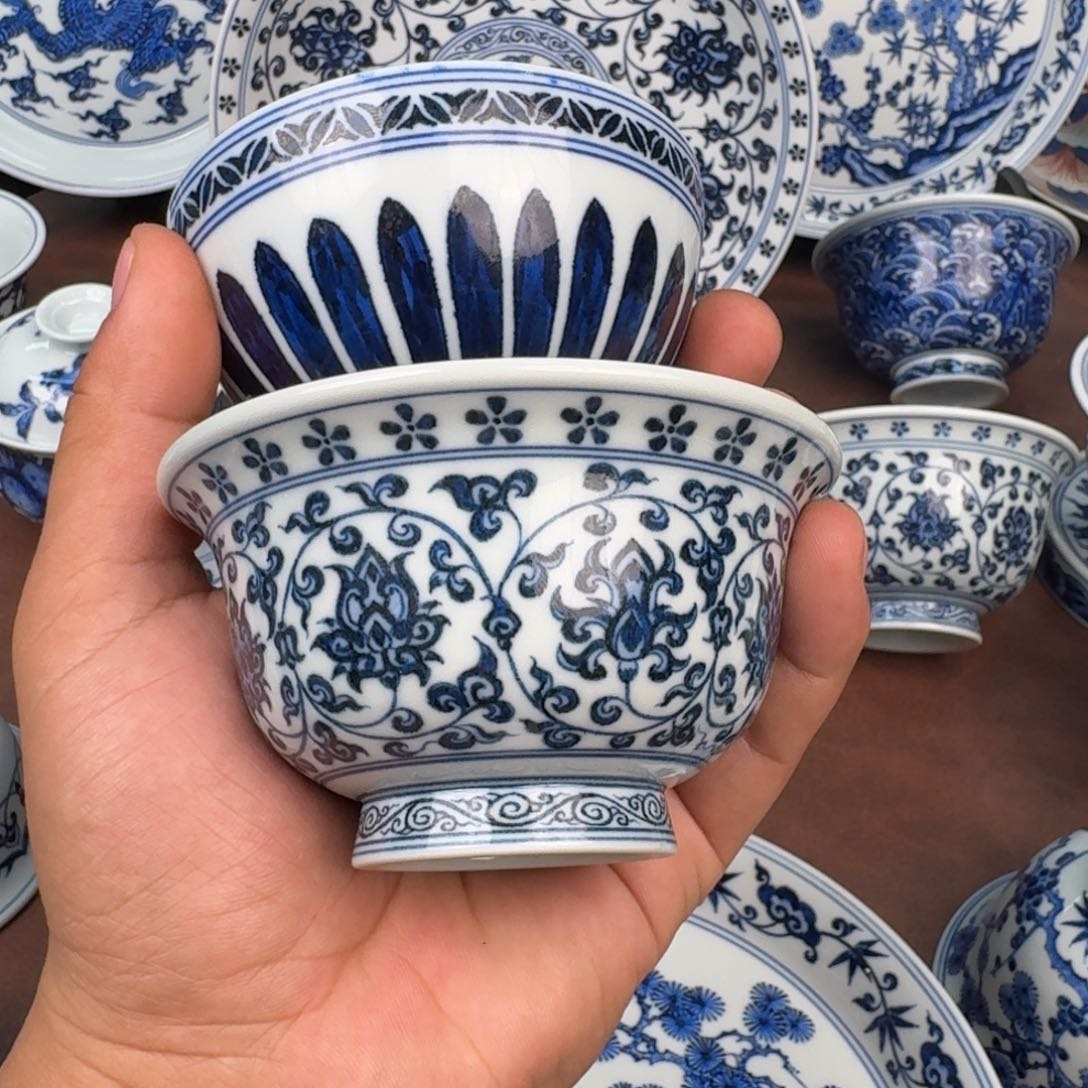 摆件l****n微瑕两件手绘