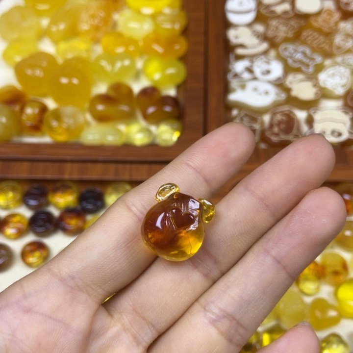 橄榄核吊坠小熊头103