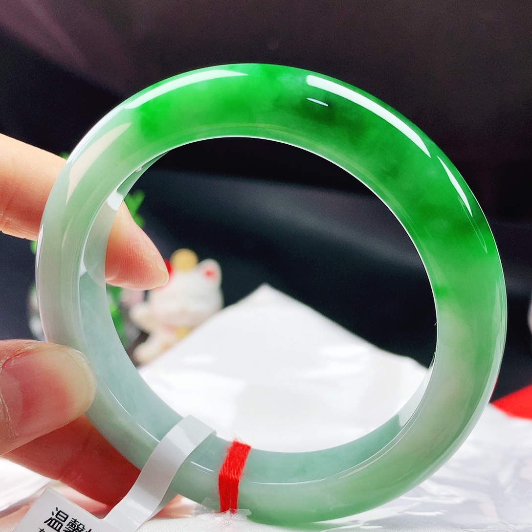 未镶嵌手镯翡翠54圈