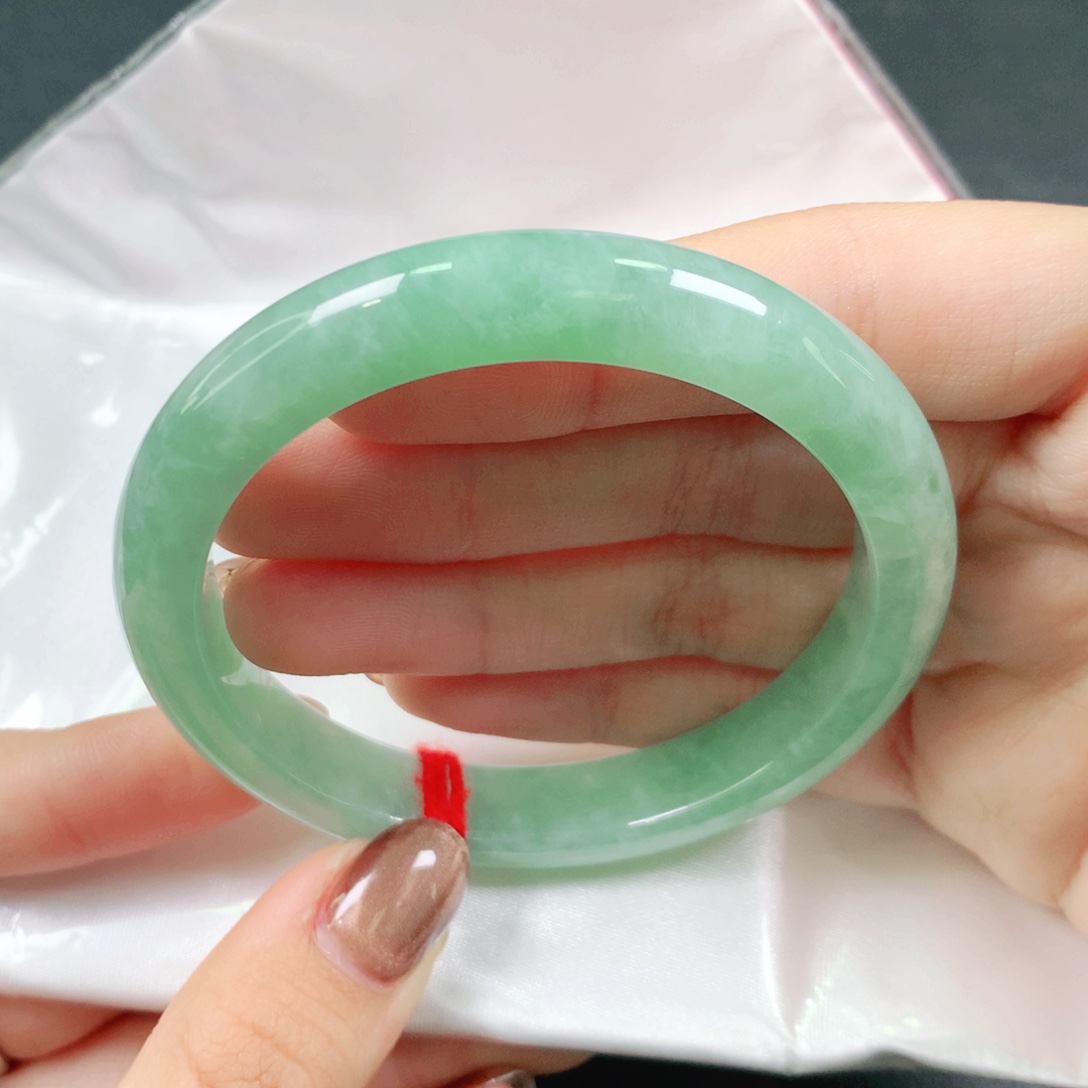 翡翠未镶嵌手镯57圈1207