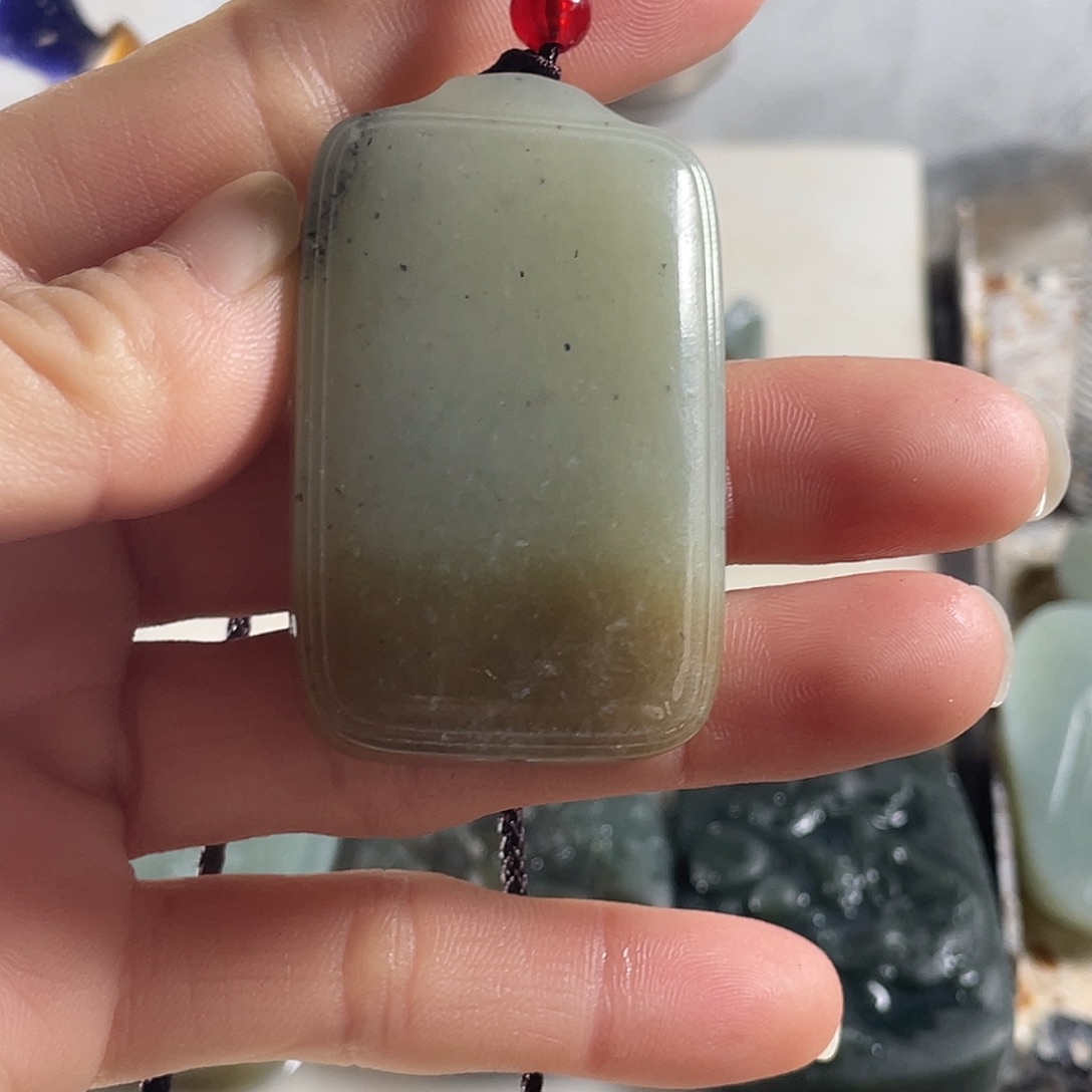 虽***木和田玉（糖玉）未镶嵌颈饰