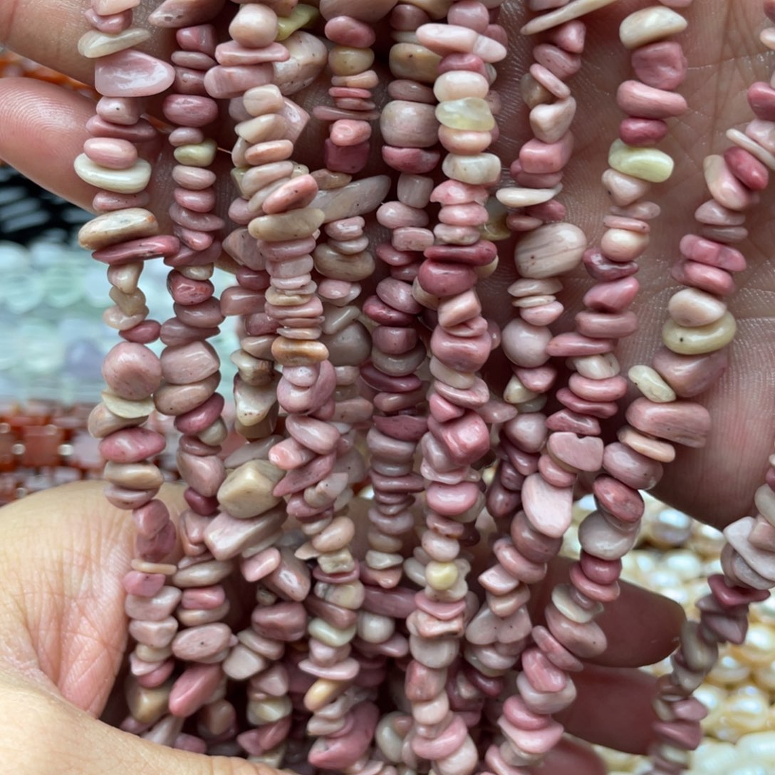 未镶嵌玛瑙/玉髓珠宝半成品粉蔷薇碎石1条长条