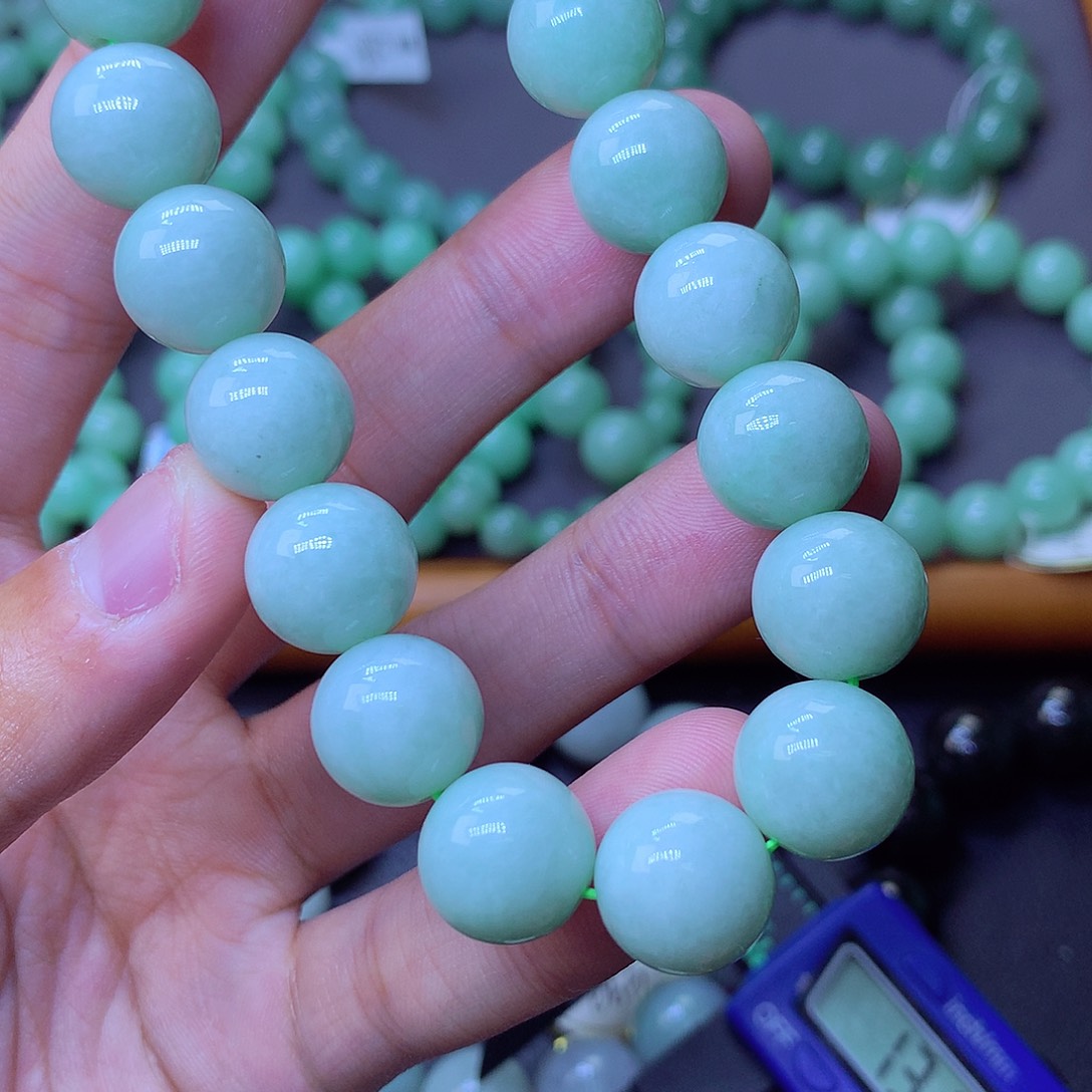 翡翠未镶嵌毛衣链