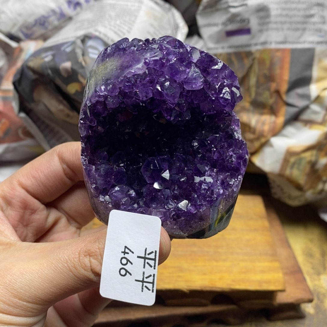 紫晶乌拉圭水晶摆件原石未镶嵌