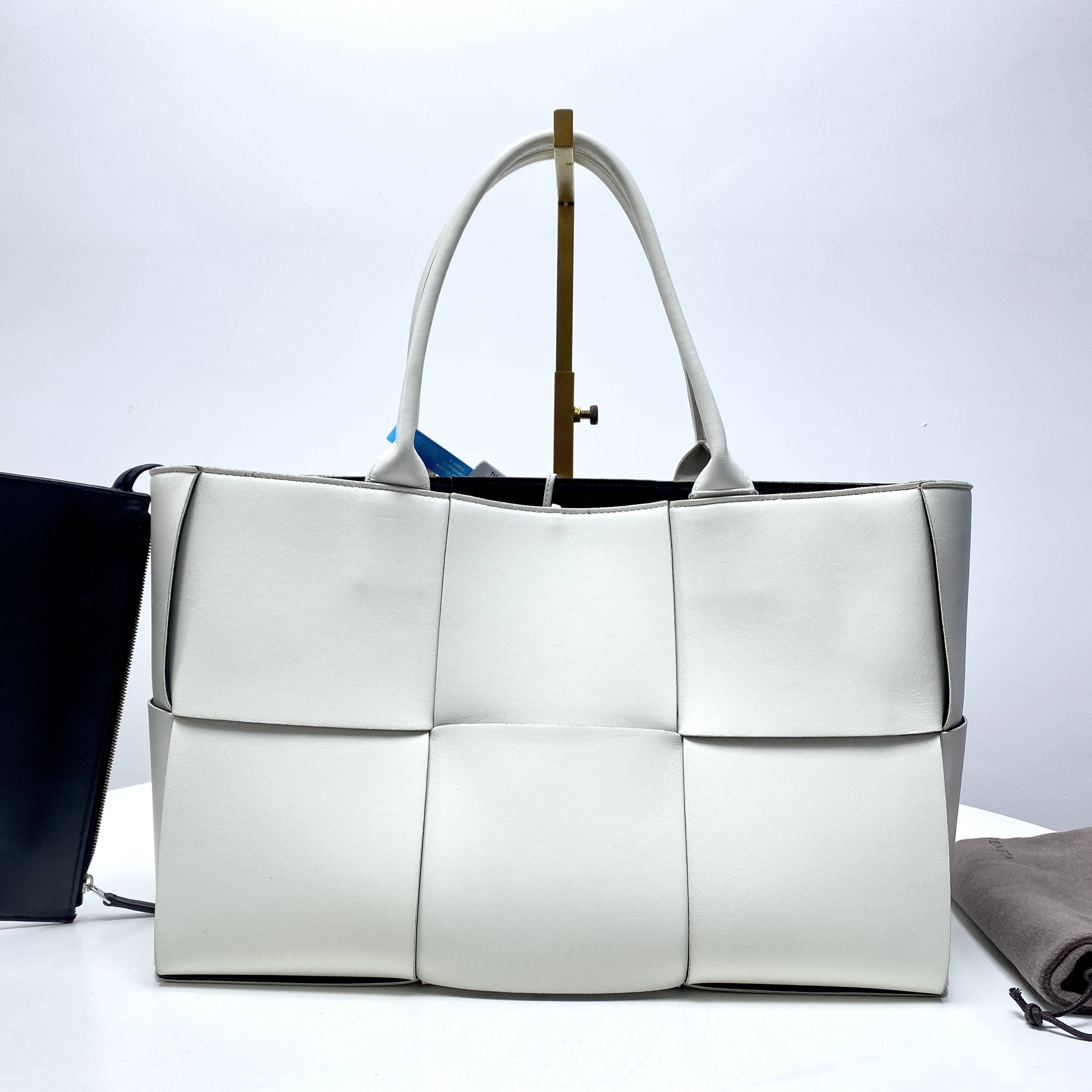 95新 BOTTEGA VENETA/葆蝶家 丁丁专属 BV白子母托特THCI1977