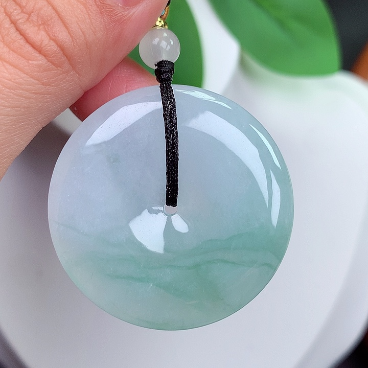 颈饰未镶嵌翡翠平安扣 37x6.2mm