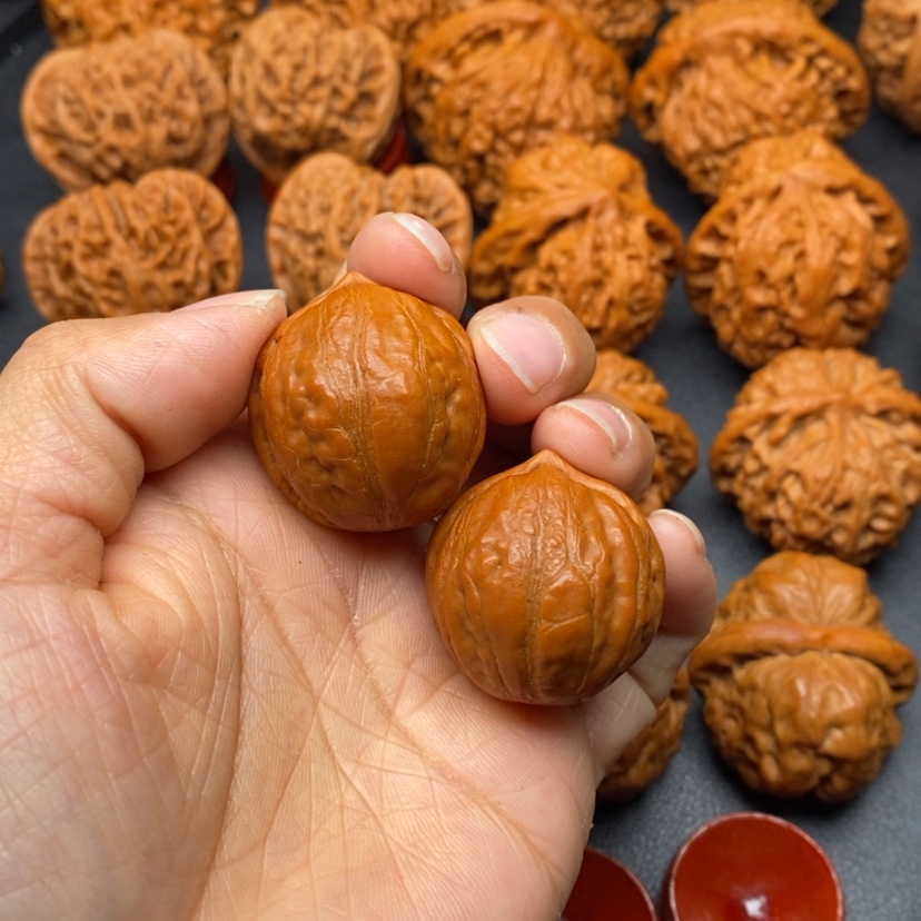 【闪购商品】文玩核桃把件蜜枣