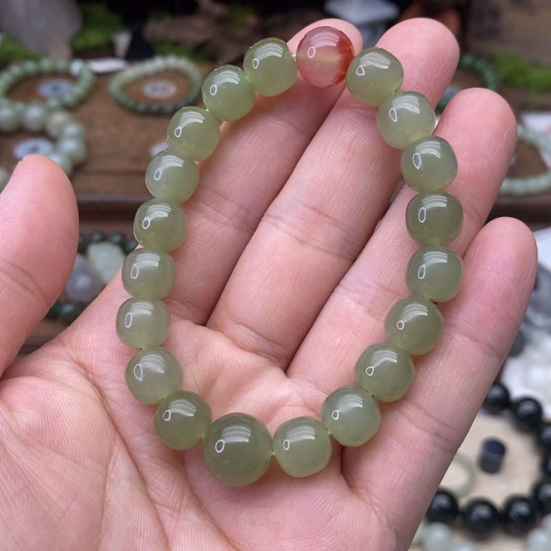 和田玉未镶嵌手链冰湖水绿老型珠卡10